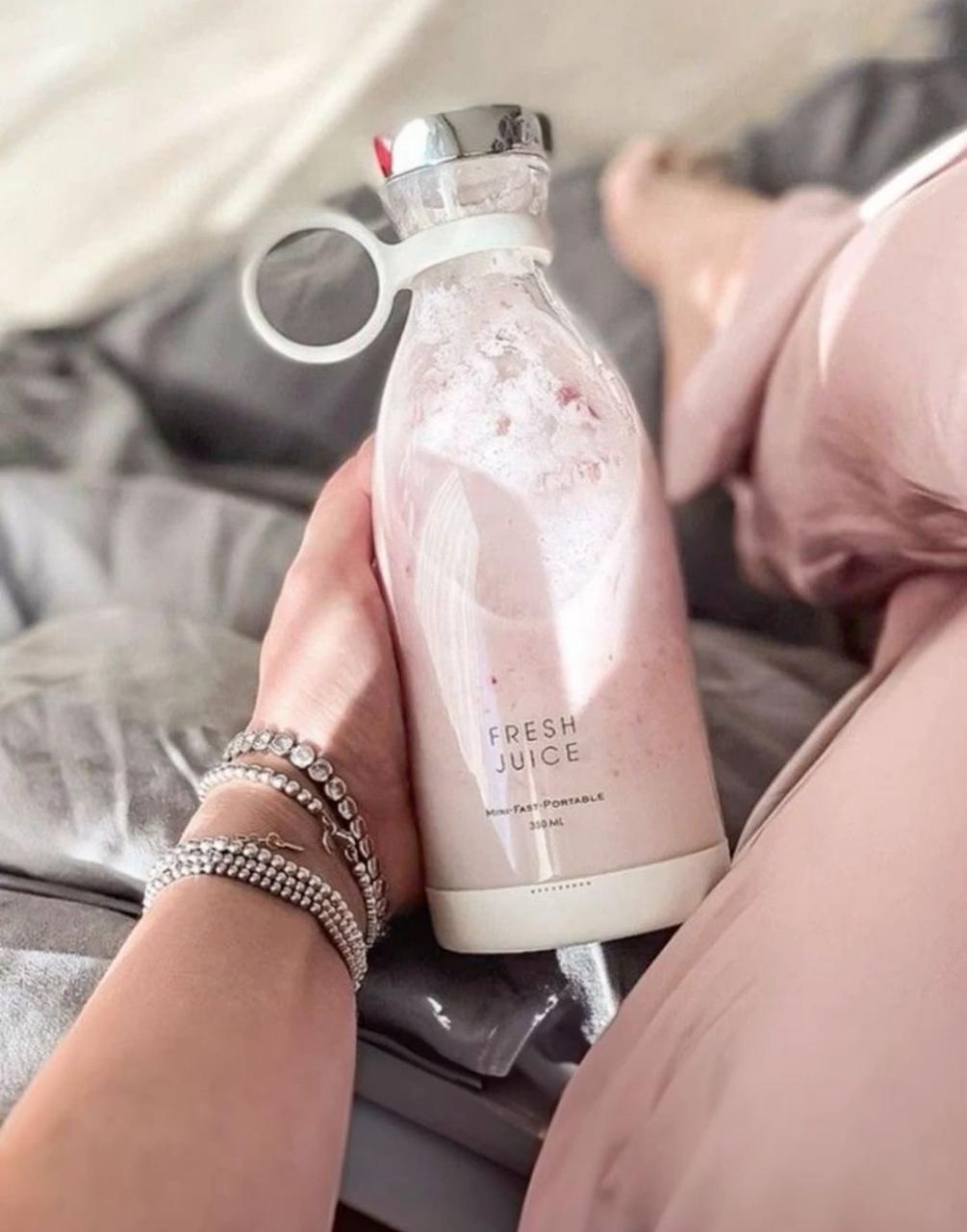 NoorAura™Portable mini juicer blender